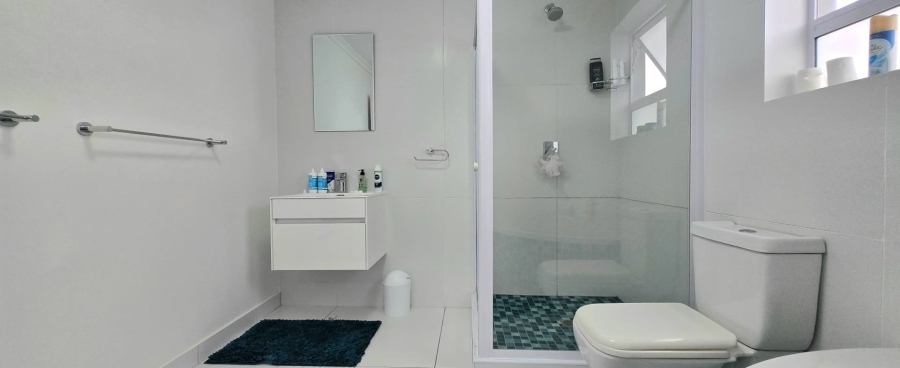 4 Bedroom Property for Sale in Franskraal Western Cape